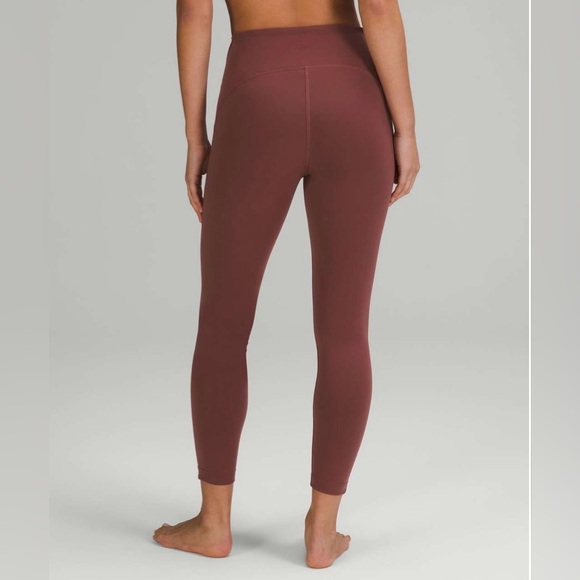 🍋 NWOT Lululemon InStill HR Tight 25” - Picture 2 of 8